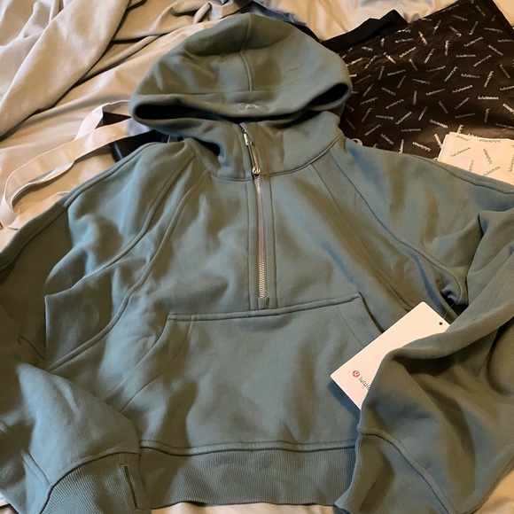 NWT Lululemon Scuba Oversized Half-Zip Hoodie, XS/S, Tidewater Teal - Picture 4 of 8